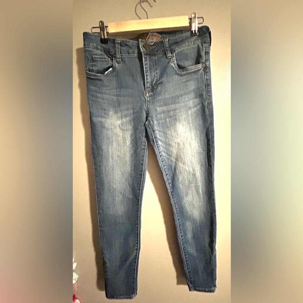 Kut by the Kloth, size 4 ankle zip jeans
